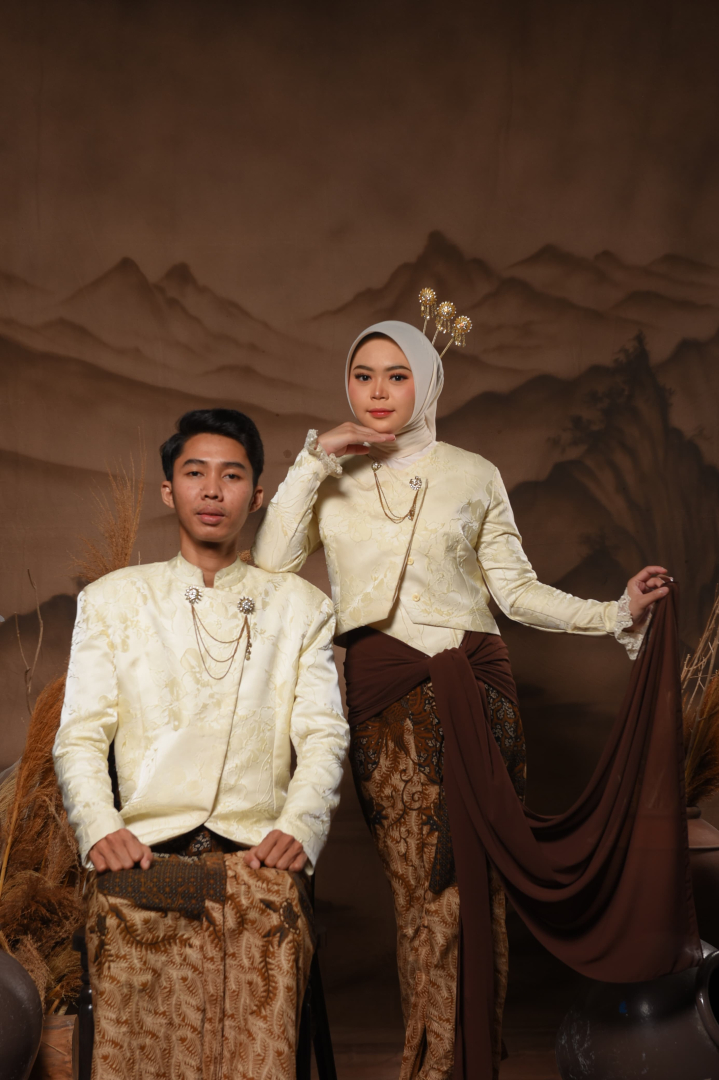 https://wedding-rizalrosita.webnikah.com/dirmember/00000029/ozil26/photo-285940-337230-l-202607020727.jpg